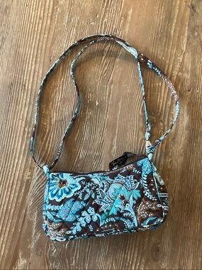 Vera Bradley retired Java Blue Floral Paisley Quilted Mini Crossbody